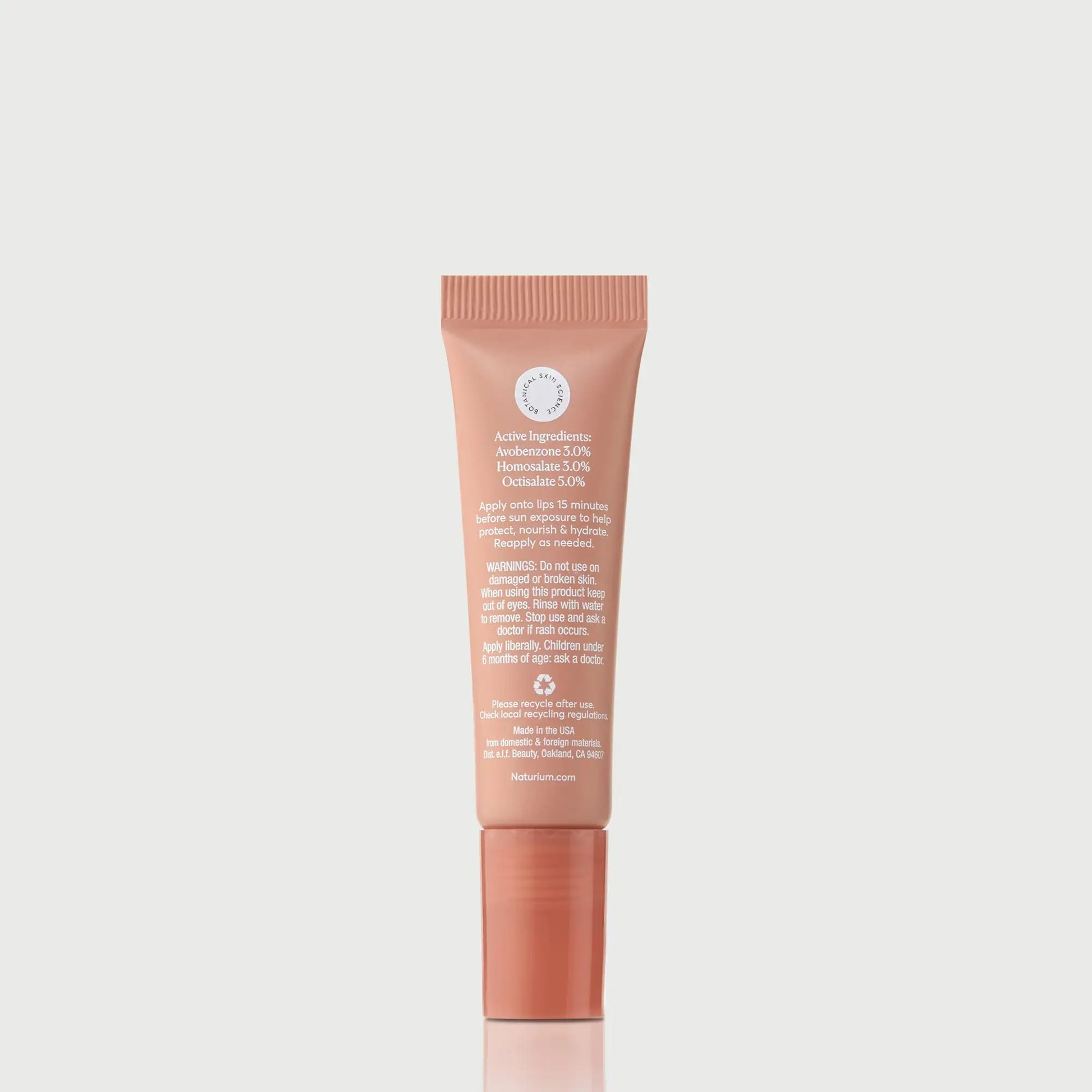 phyto-glow-lip-balm-spf-45-getaway-j9 NATR-10126_PhytoGlow_SPF_Getaway_primary_capon_back_bonebkgd_1.webp