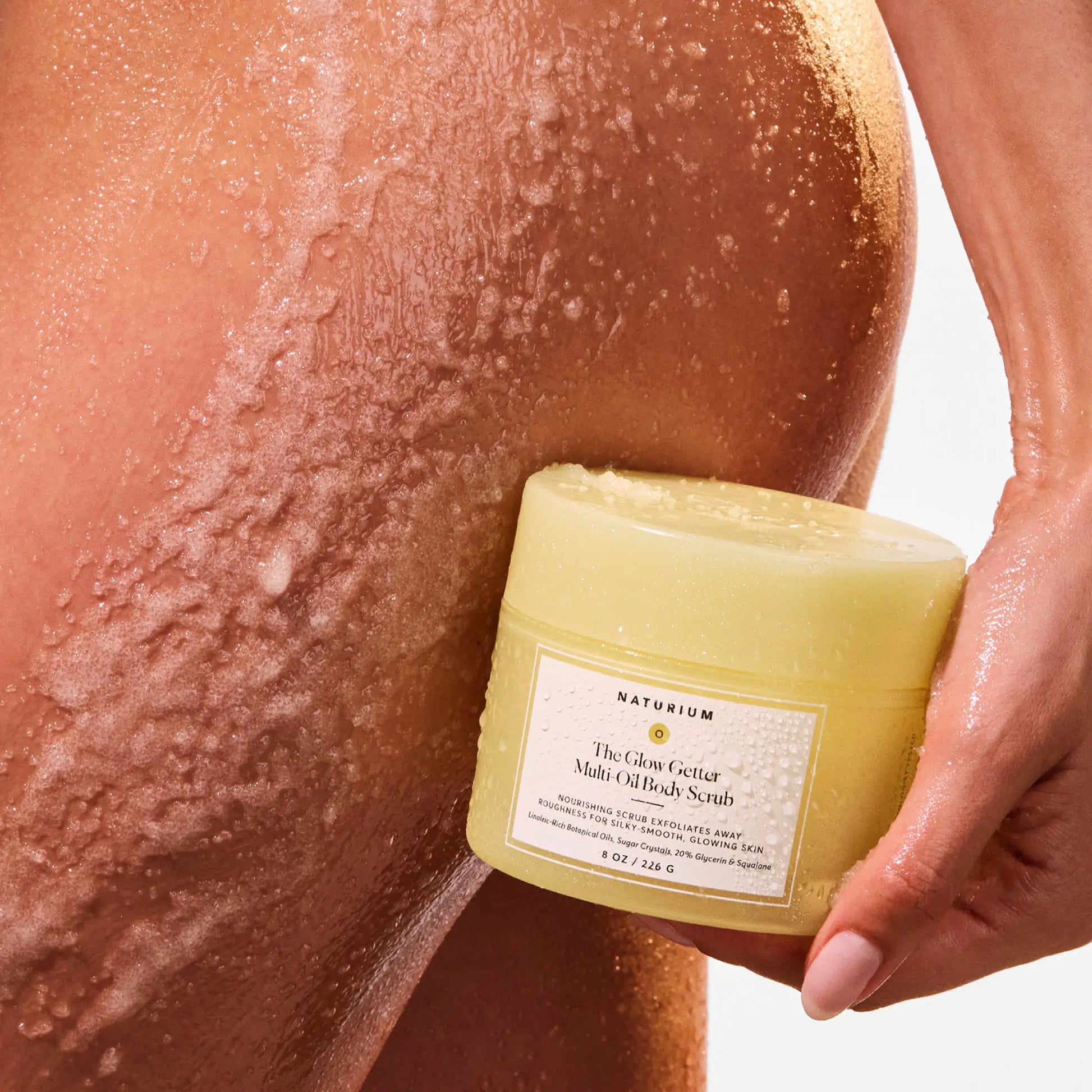 the-glow-getter-multi-oil-body-scrub-v8 NATR-40028-Alt-Image-The_Glow_Getter_Multi-Oil_Body_Scrub-07.webp