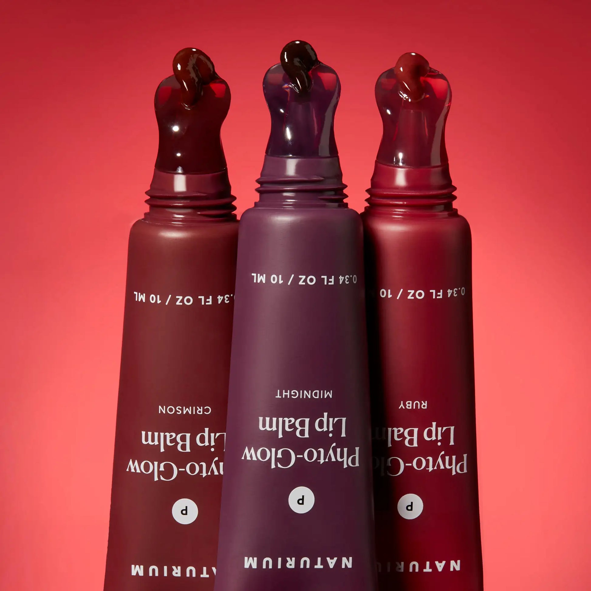phyto-glow-lip-balm-crimson-n2 phytoglow-moody_6357-crop_1_e73a7054-8061-4f72-8a58-c0111f6fcffa.webp